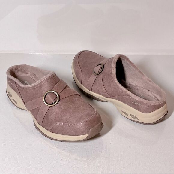 Skechers Commute Time Cozyy Chenille-Lined Vegan Clogs - Picture 2 of 5